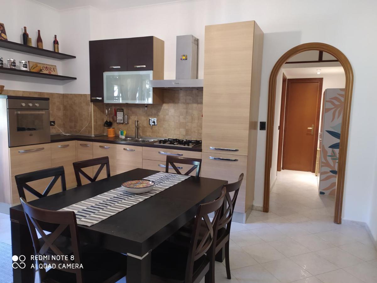 לידו די אוסטיה Casa Miamia Per Vacanza, Viaggi Di Lavoro E Smartworking מראה חיצוני תמונה