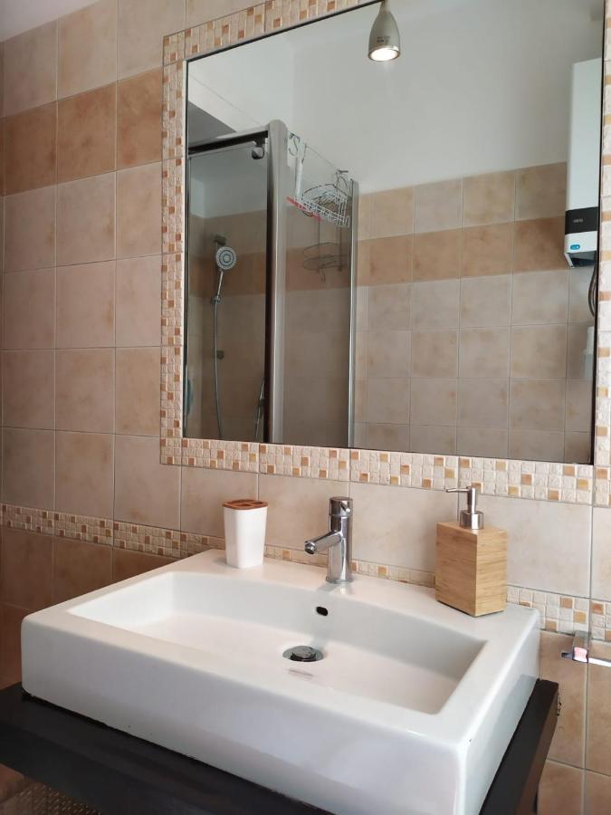 לידו די אוסטיה Casa Miamia Per Vacanza, Viaggi Di Lavoro E Smartworking מראה חיצוני תמונה
